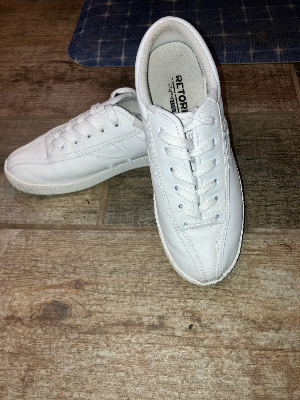 TRETORN® NYLITE ICON LEATHER SNEAKERS